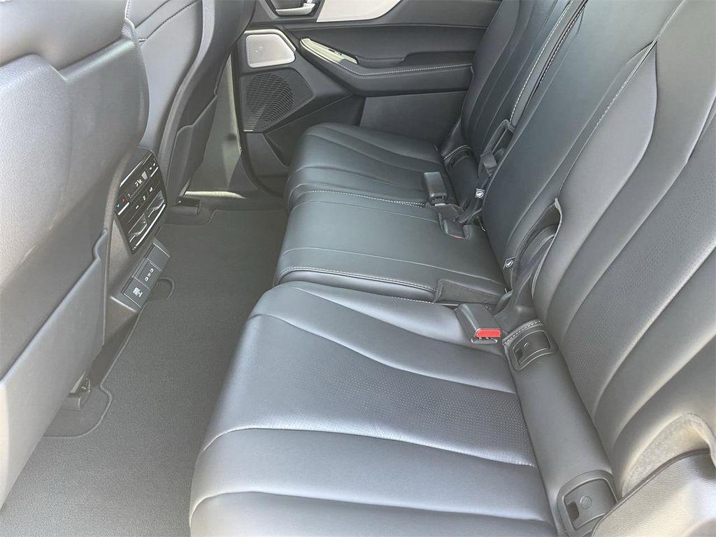 used 2025 Acura MDX car, priced at $47,750