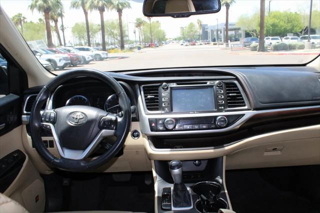 used 2015 Toyota Highlander car, priced at $18,595