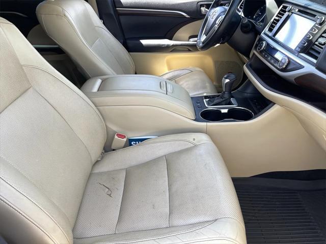 used 2015 Toyota Highlander car, priced at $16,889