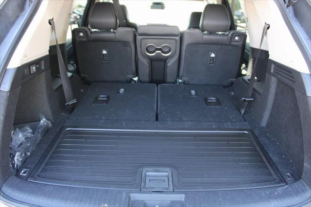 used 2025 Acura MDX car, priced at $46,998