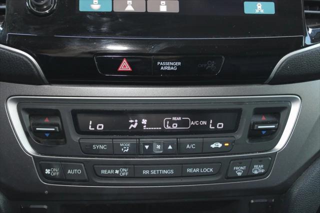 used 2020 Honda Pilot car, priced at $24,997