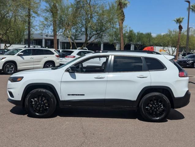 used 2023 Jeep Cherokee car, priced at $22,794