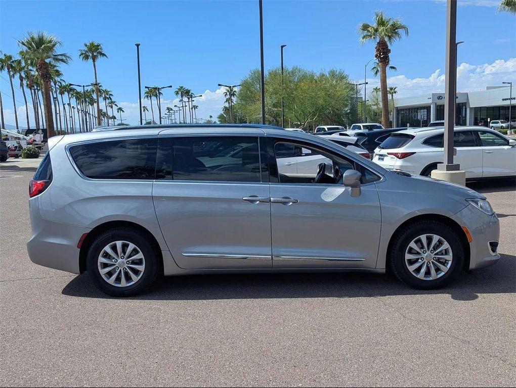 used 2019 Chrysler Pacifica car, priced at $14,998