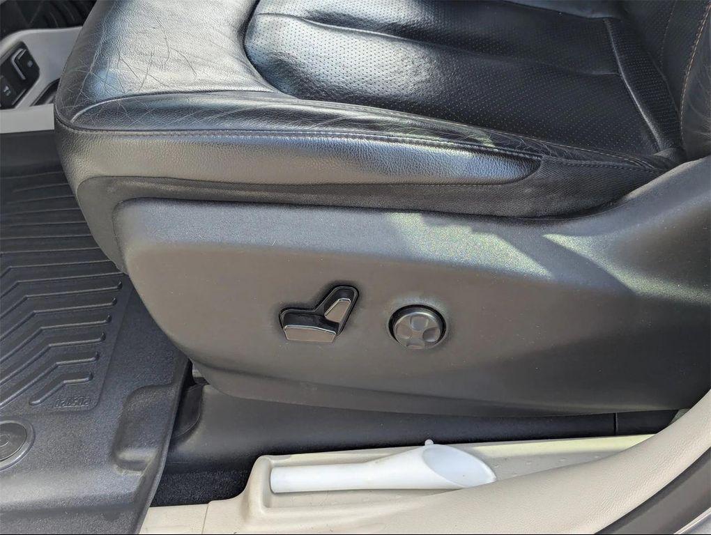used 2019 Chrysler Pacifica car, priced at $14,998
