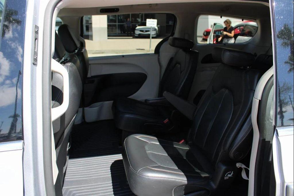 used 2019 Chrysler Pacifica car, priced at $16,487