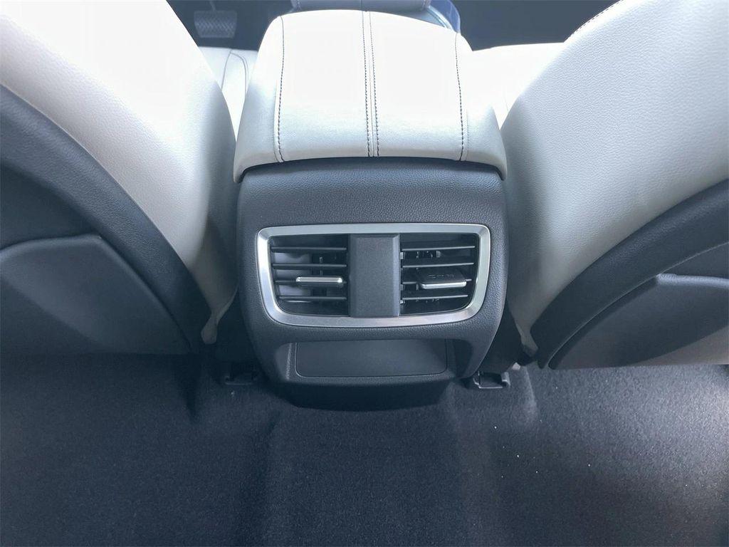 new 2025 Acura RDX car, priced at $46,650