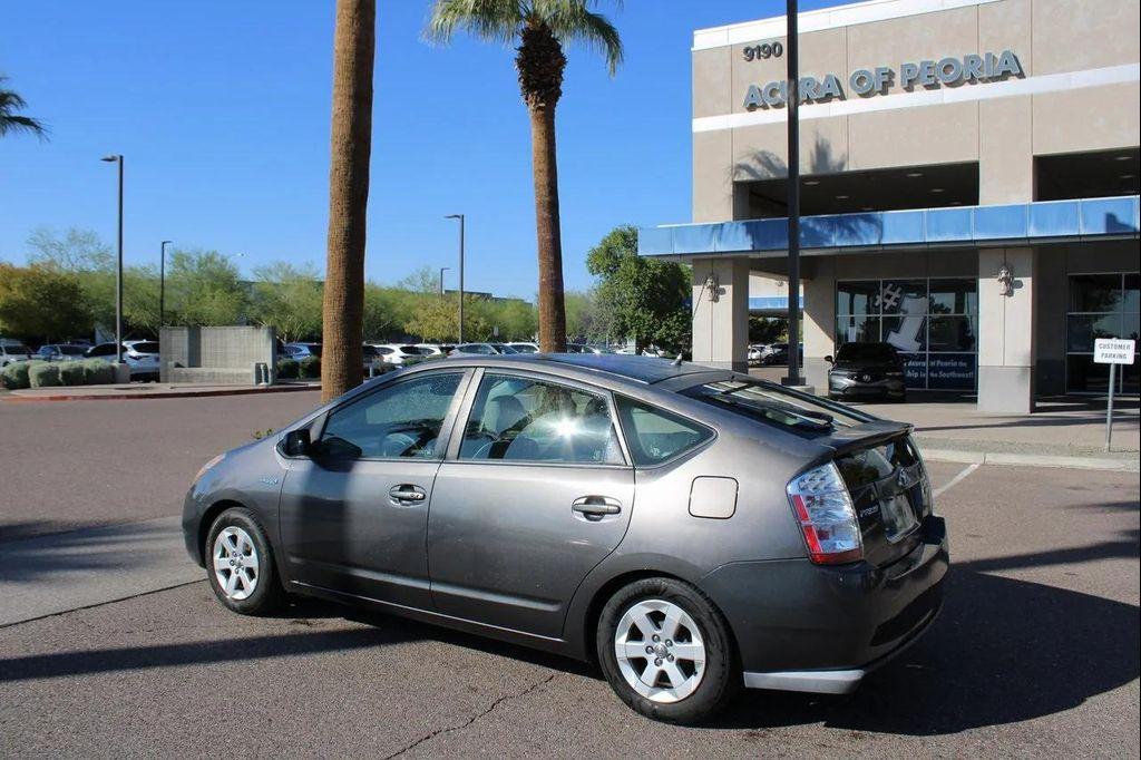used 2007 Toyota Prius car, priced at $5,713