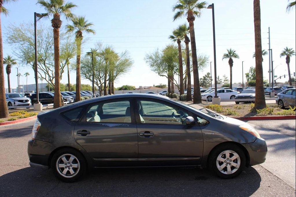 used 2007 Toyota Prius car, priced at $5,713