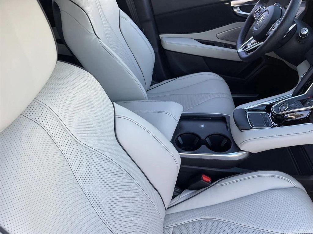 new 2025 Acura RDX car, priced at $56,400