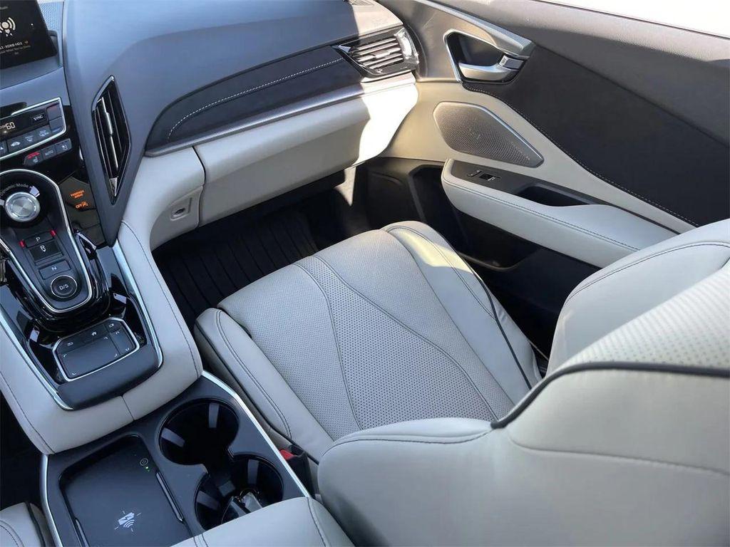 new 2025 Acura RDX car, priced at $56,400