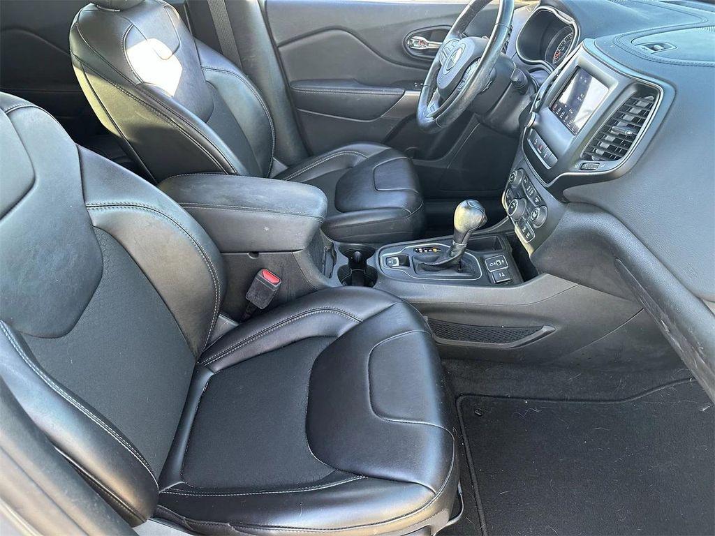 used 2021 Jeep Cherokee car, priced at $18,788