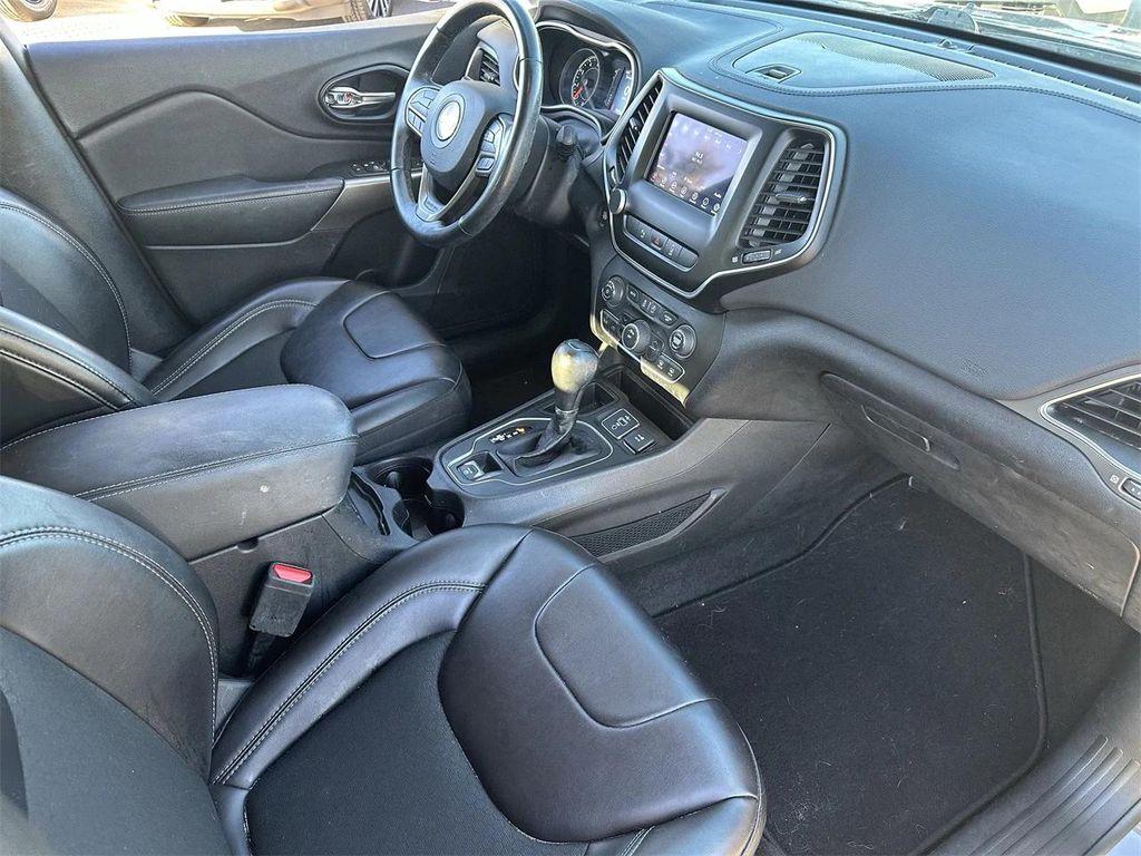 used 2021 Jeep Cherokee car, priced at $18,788