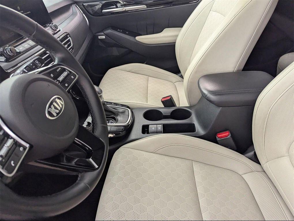 used 2021 Kia Seltos car, priced at $16,700
