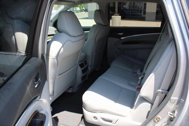used 2020 Acura MDX car, priced at $27,500