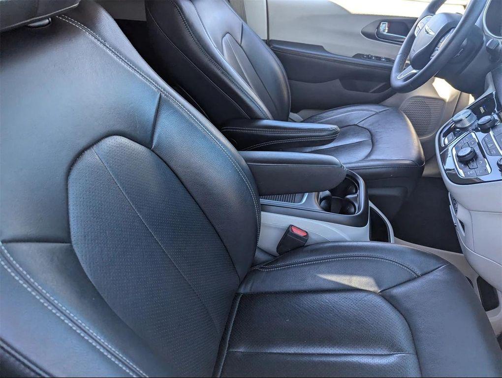 used 2022 Chrysler Pacifica car, priced at $19,988