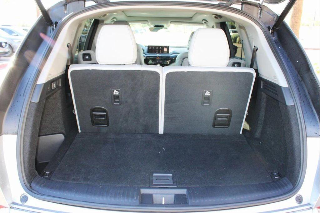 used 2024 Acura MDX car, priced at $44,988