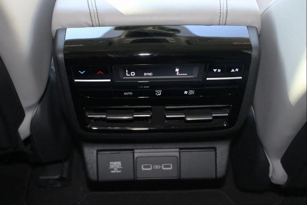 used 2024 Acura MDX car, priced at $44,988