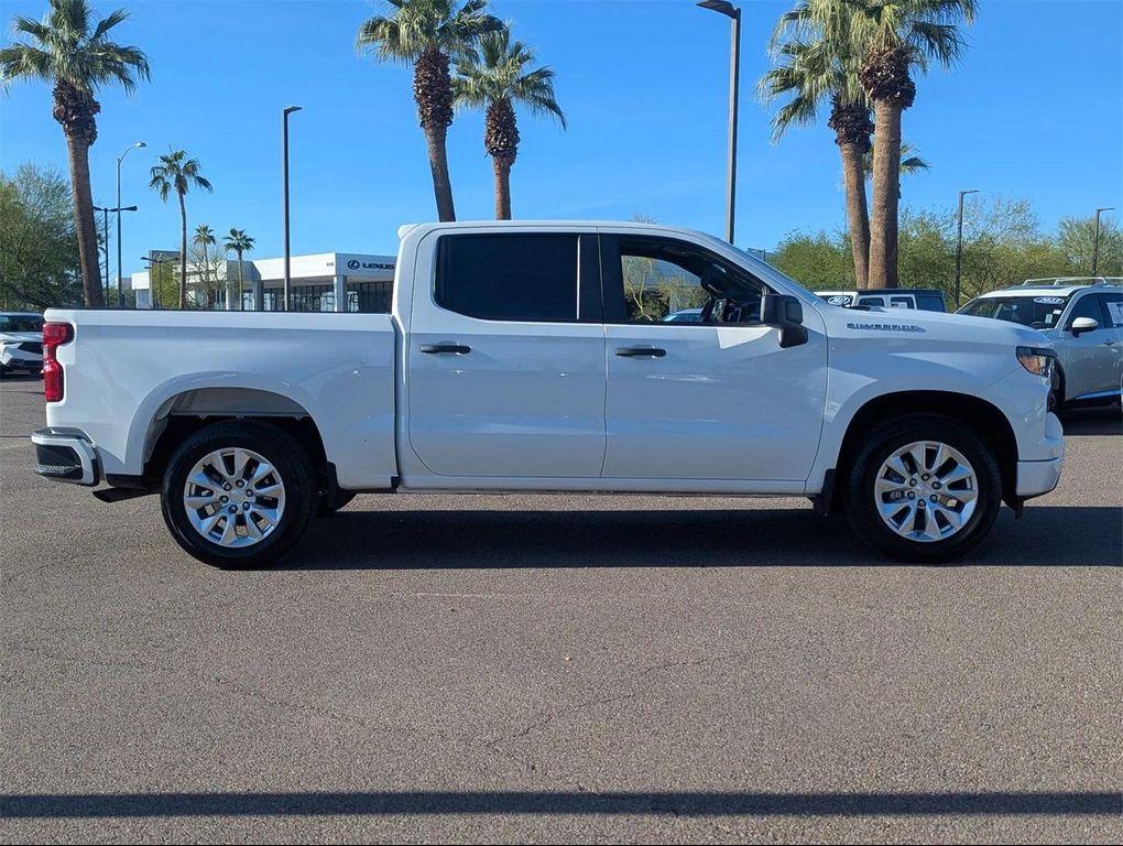 used 2024 Chevrolet Silverado 1500 car, priced at $30,488
