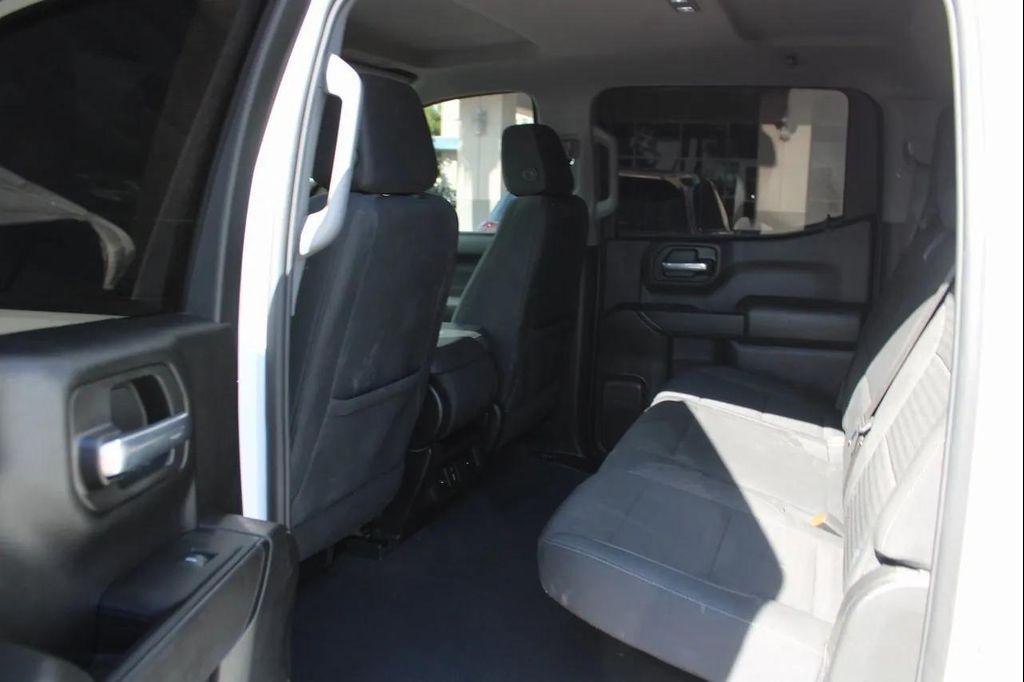 used 2024 Chevrolet Silverado 1500 car, priced at $32,988