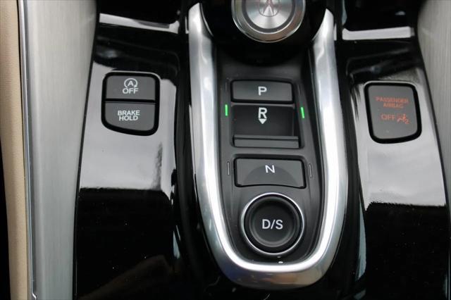 used 2025 Acura TLX car, priced at $38,998