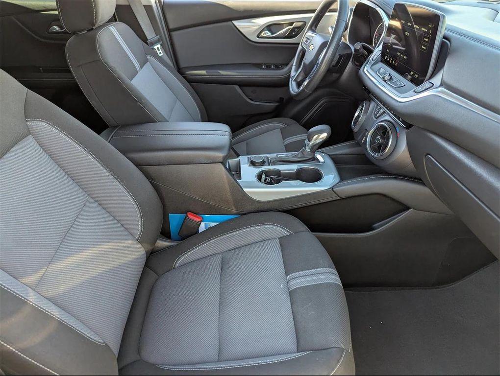 used 2024 Chevrolet Blazer car, priced at $25,388
