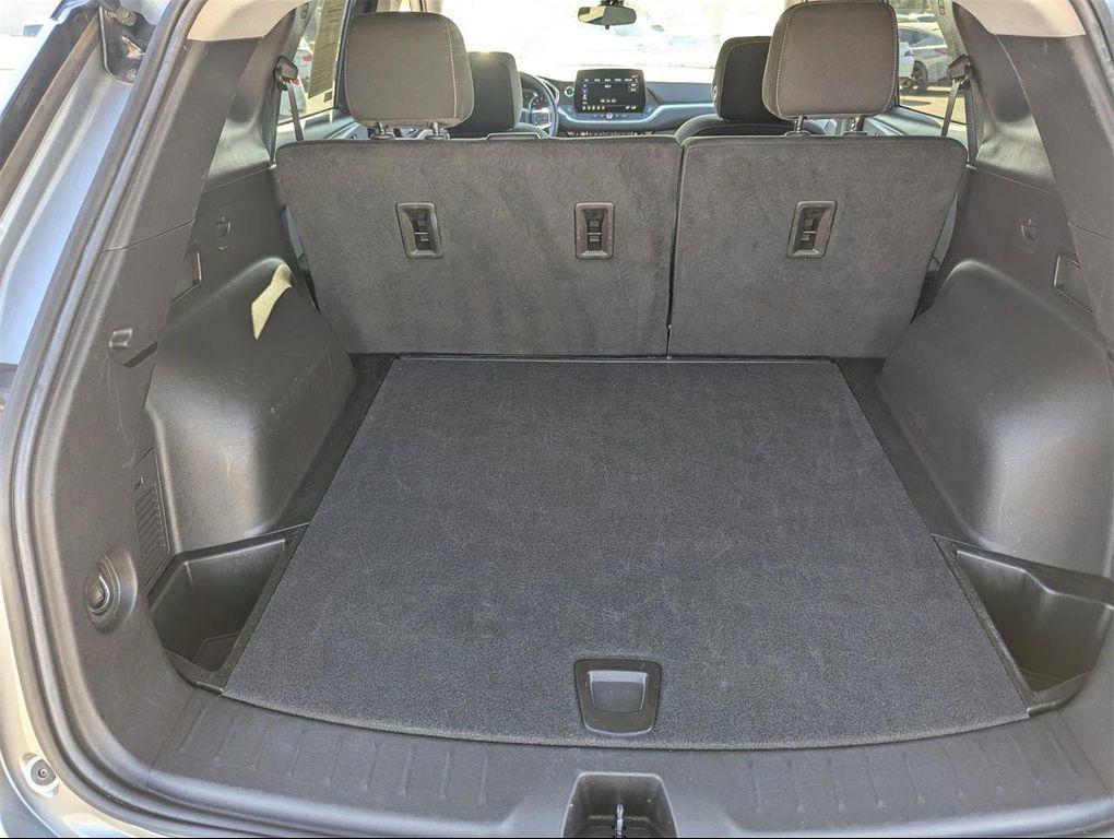 used 2024 Chevrolet Blazer car, priced at $25,388