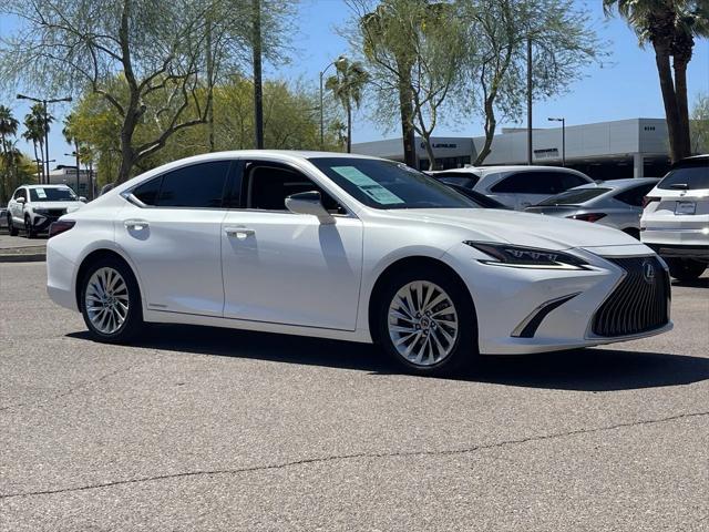 used 2020 Lexus ES 300h car, priced at $30,850