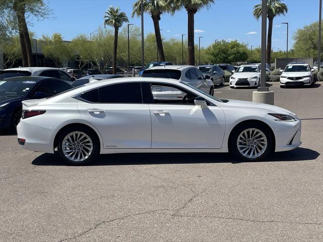 used 2020 Lexus ES 300h car, priced at $30,850