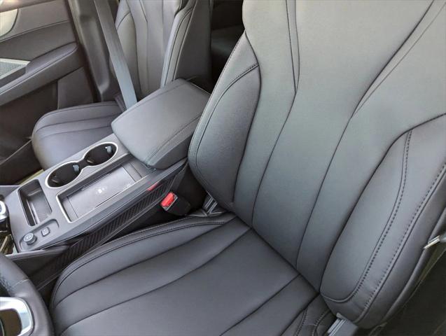 new 2025 Acura MDX car, priced at $53,150