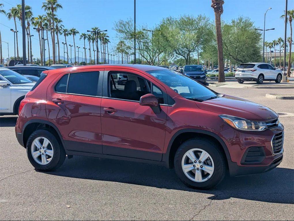 used 2022 Chevrolet Trax car, priced at $16,700