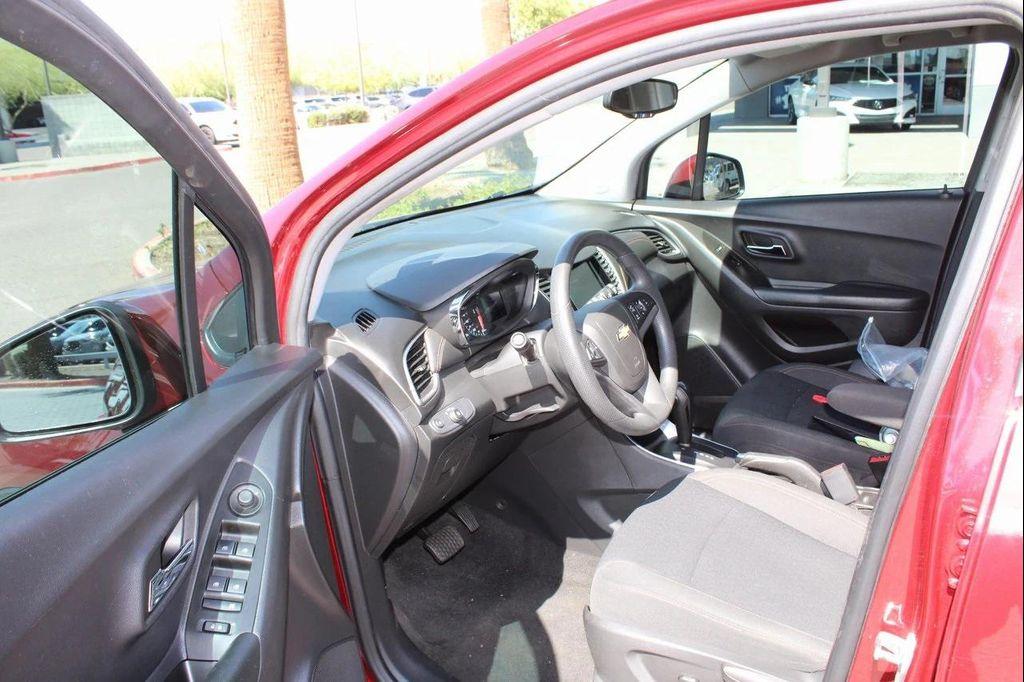 used 2022 Chevrolet Trax car, priced at $16,700