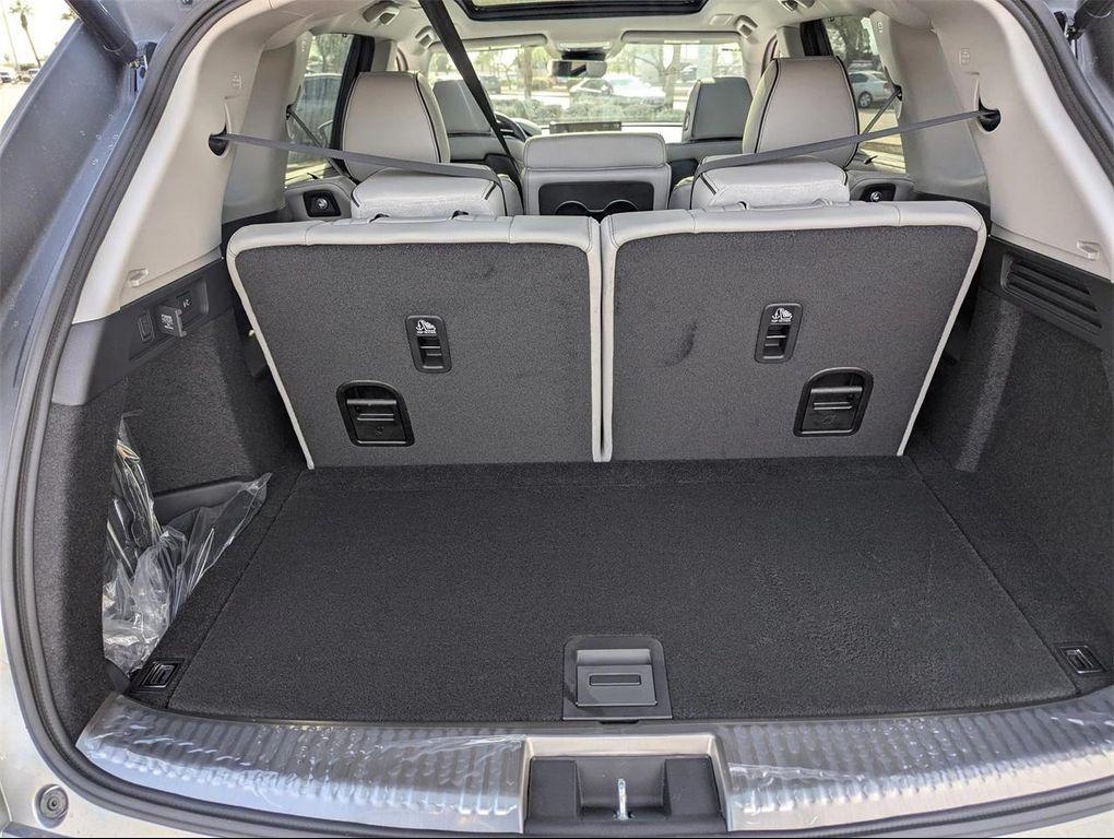 new 2026 Acura MDX car, priced at $68,250