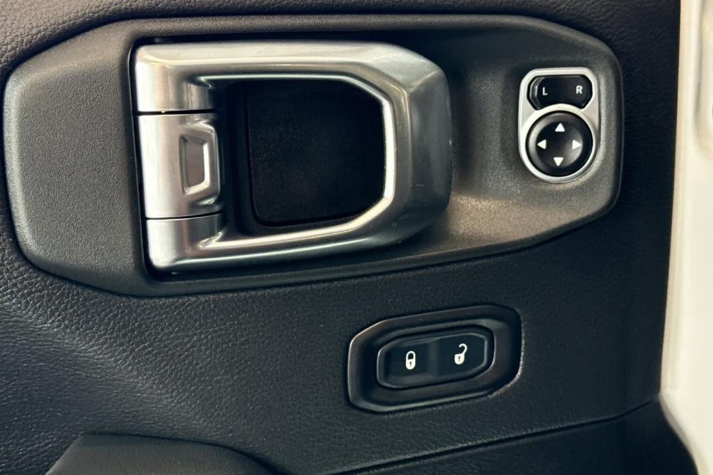 new 2026 Jeep Wrangler car, priced at $62,497