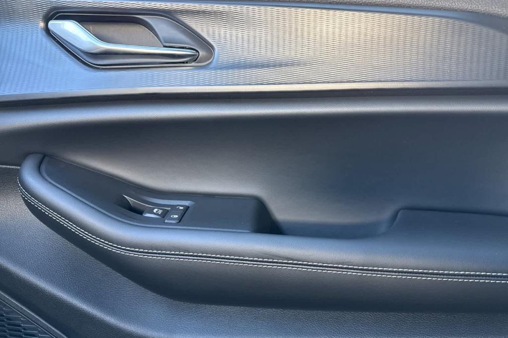 new 2025 Jeep Grand Cherokee car, priced at $43,747