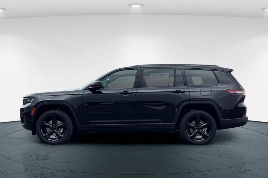 new 2025 Jeep Grand Cherokee L car, priced at $41,370