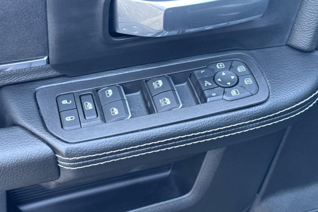 new 2025 Ram 2500 car, priced at $79,325
