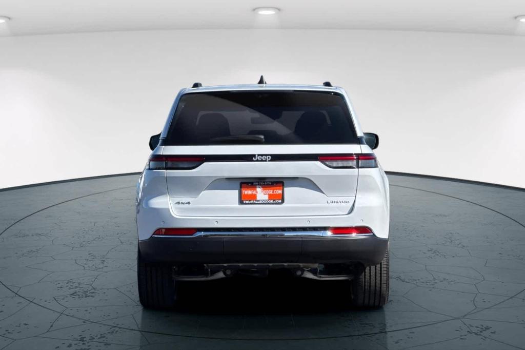 new 2025 Jeep Grand Cherokee car, priced at $48,248