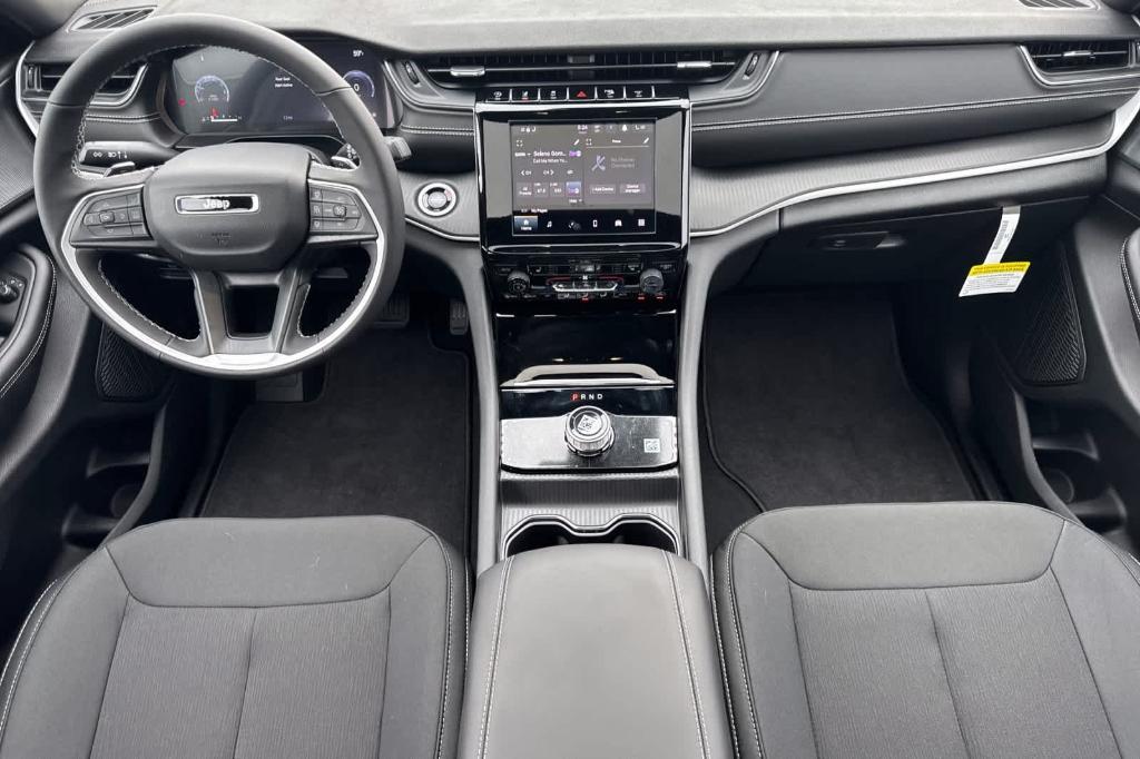 new 2025 Jeep Grand Cherokee L car, priced at $37,967