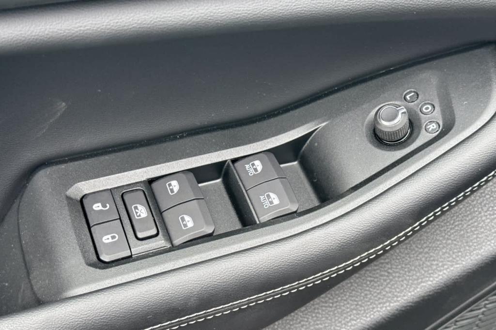 new 2025 Jeep Grand Cherokee L car, priced at $37,967