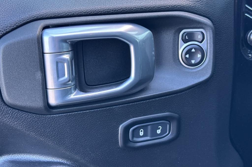 used 2021 Jeep Gladiator car, priced at $33,490