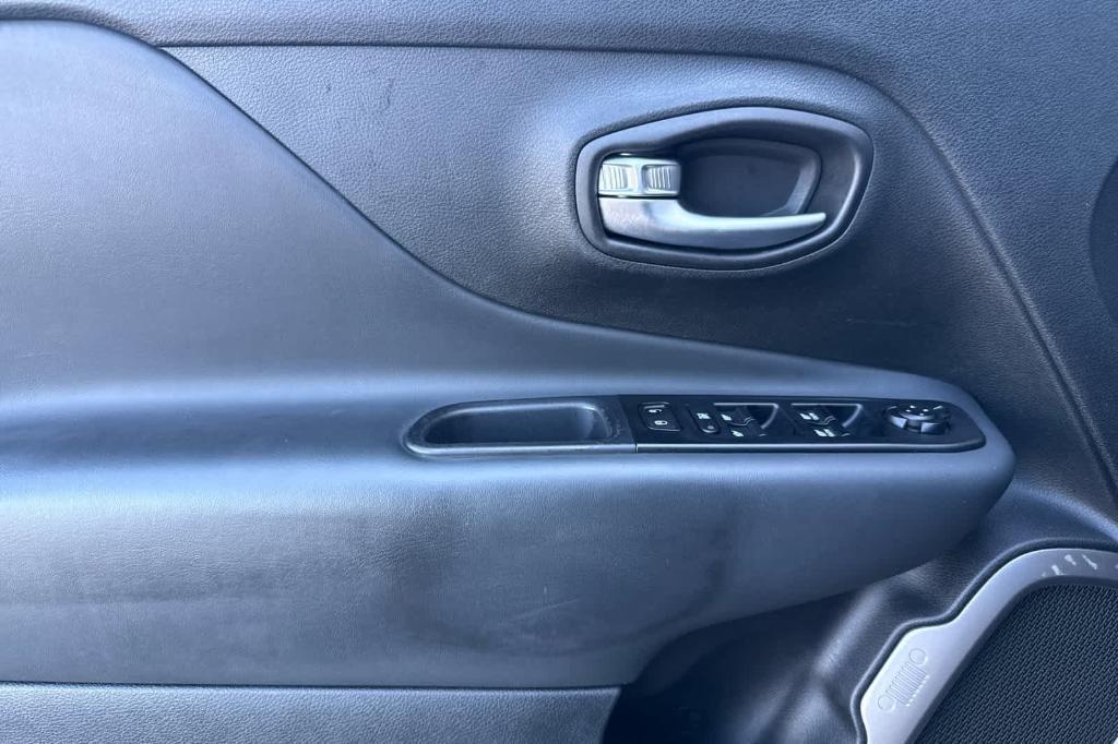 used 2022 Jeep Renegade car, priced at $19,997