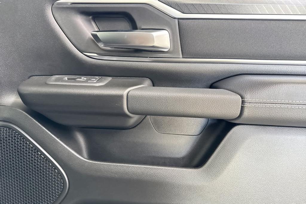 new 2025 Ram 1500 car, priced at $47,784