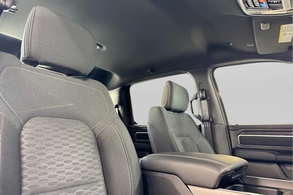 new 2025 Ram 1500 car, priced at $47,784