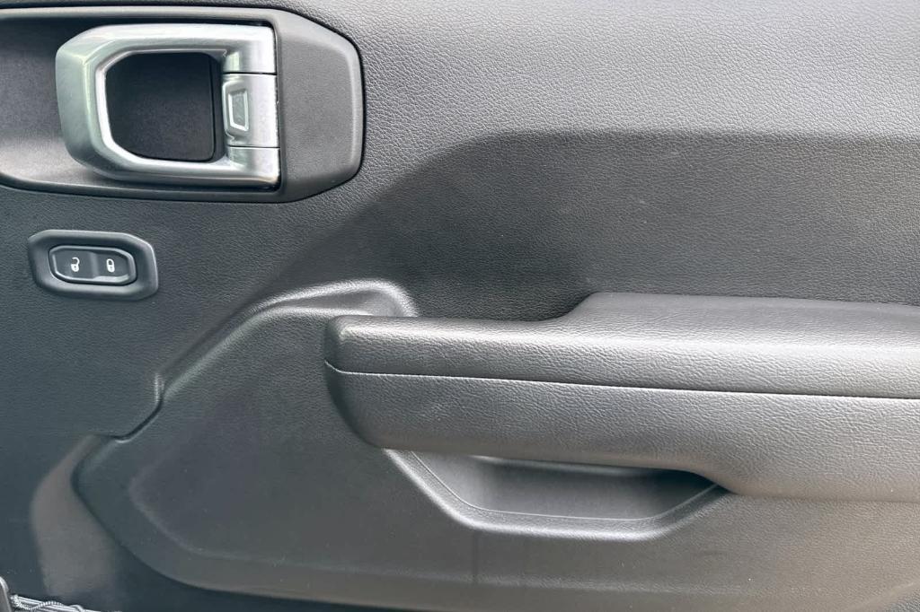 used 2022 Jeep Wrangler Unlimited car, priced at $32,997