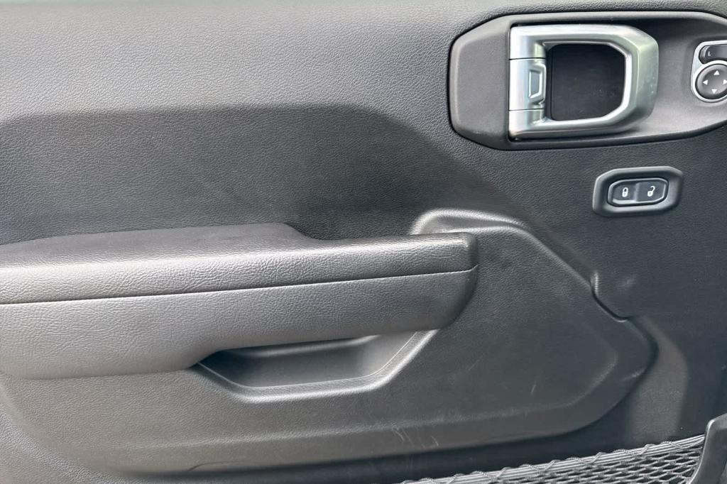 used 2022 Jeep Wrangler Unlimited car, priced at $32,997