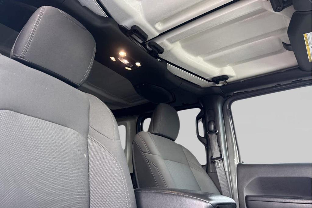 used 2022 Jeep Wrangler Unlimited car, priced at $32,997