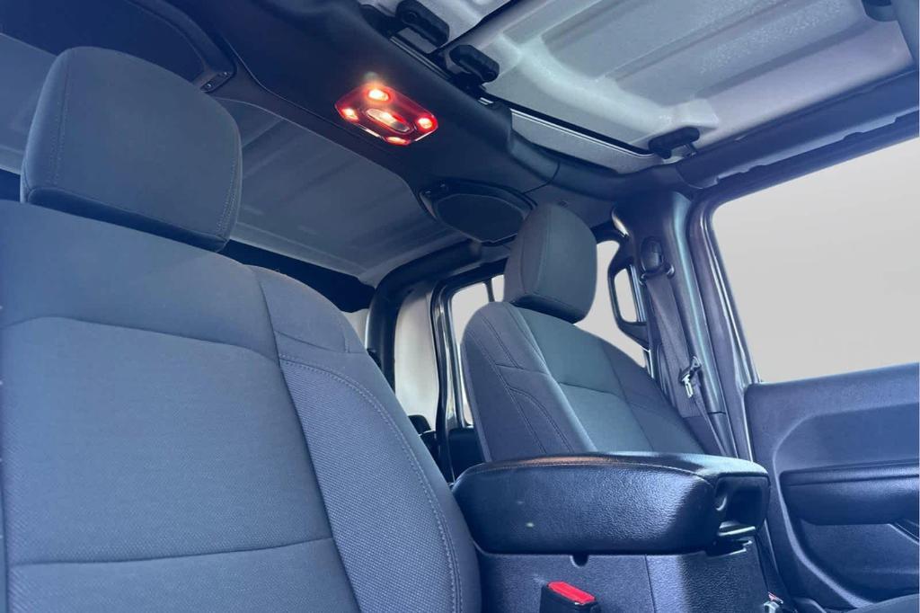 used 2021 Jeep Gladiator car, priced at $30,997