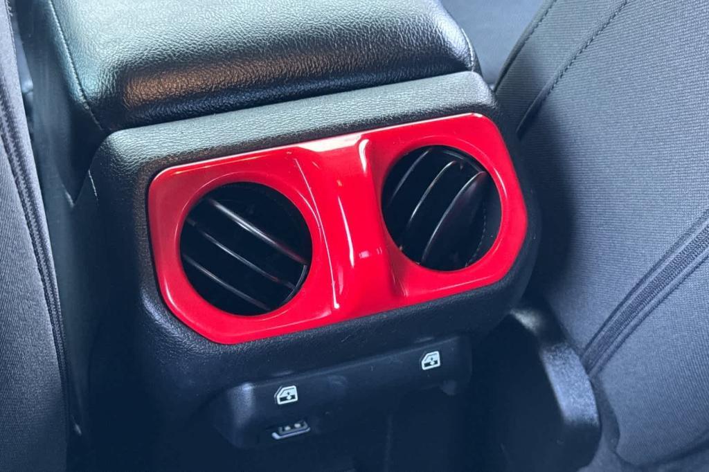 used 2021 Jeep Gladiator car, priced at $30,997