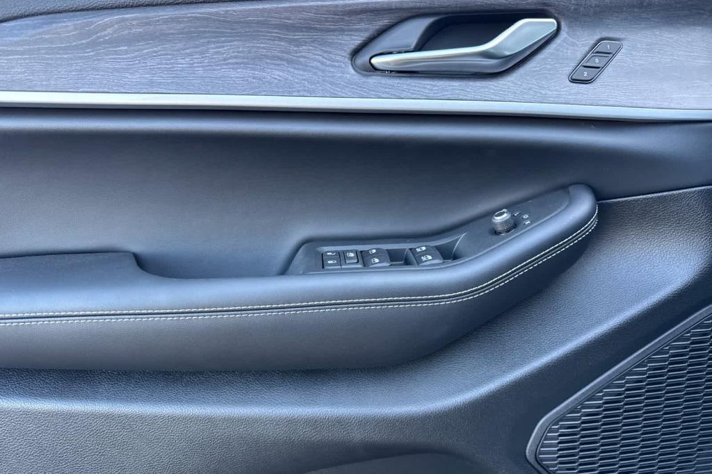 new 2025 Jeep Grand Cherokee L car, priced at $49,790