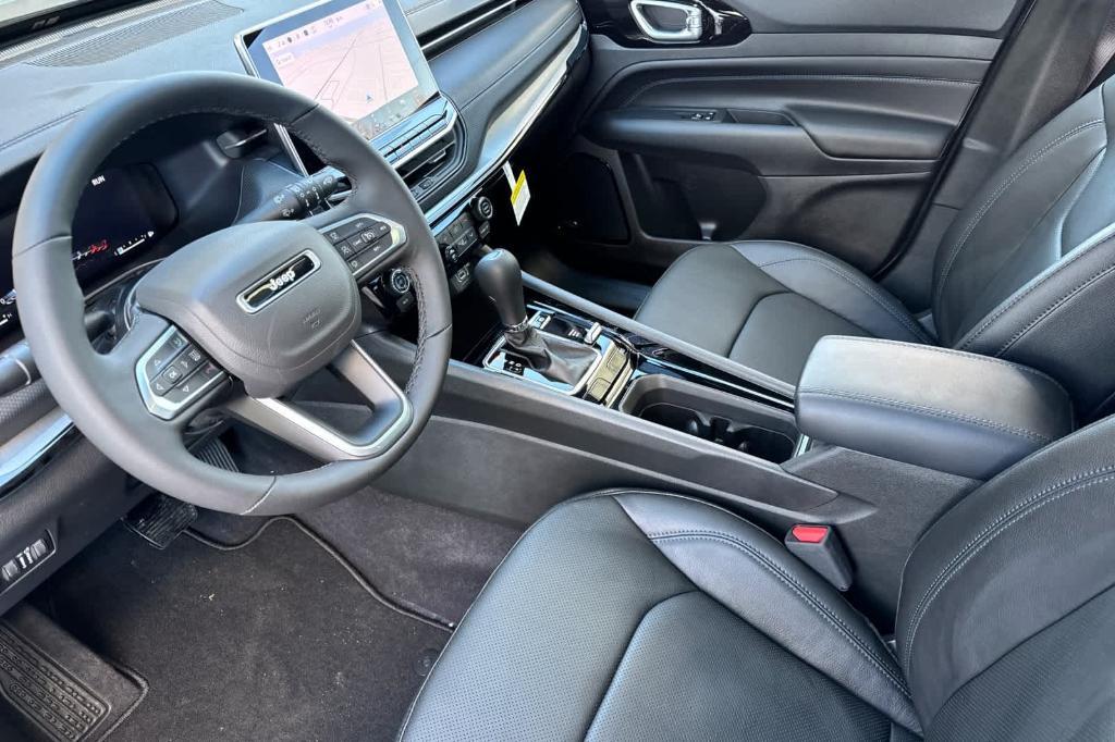 new 2025 Jeep Compass car, priced at $32,805